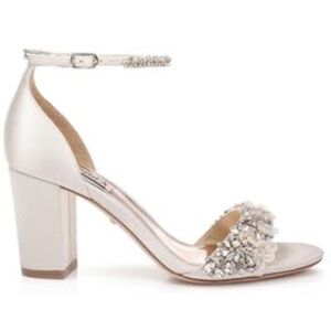 Elegant Gold Block Heel Sandals